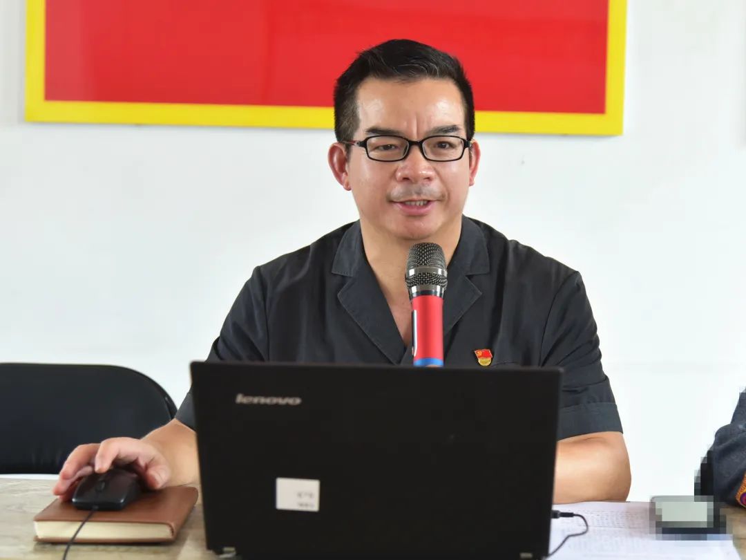 钦州市钦北区人民法院审判委员会委员专职委员,四级高级法官梁业盈