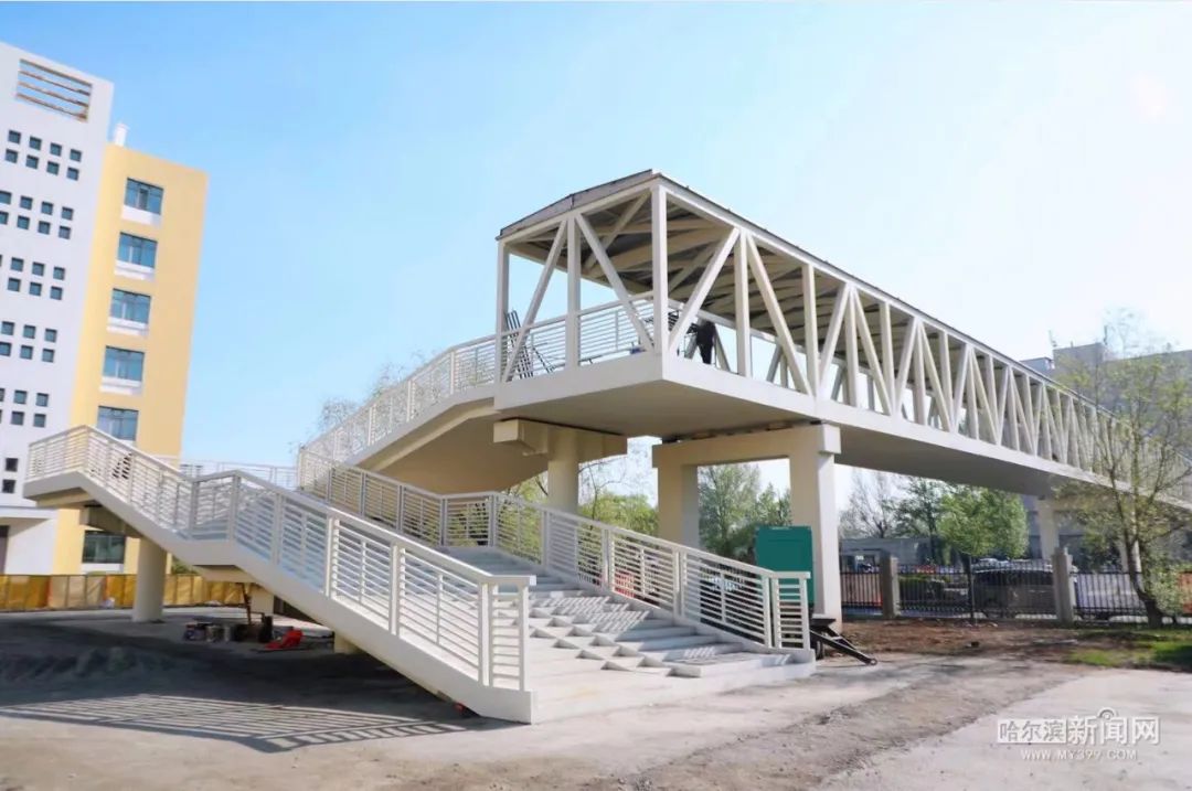 月末完工征仪路新增人行过街天桥