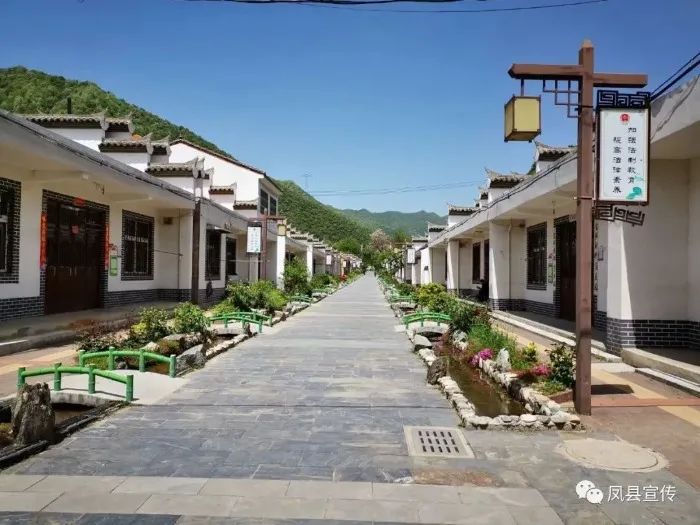 红花铺镇永生村双石铺镇兴隆场村到2020年底,全县农村卫生厕所普及率