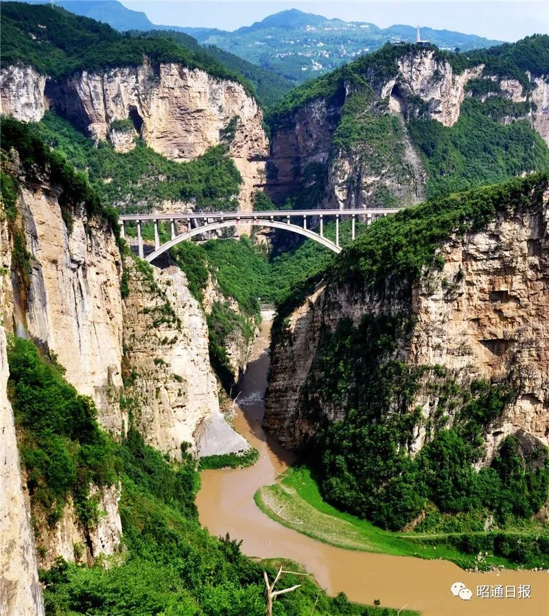 影像丨蒋荣春风光旖旎赤水源