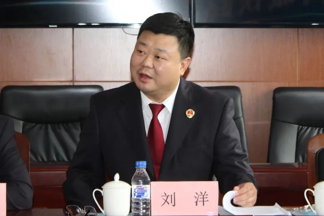 接着,公检法三家参会人员针对铁路企业存在的问题进行了热烈的讨论