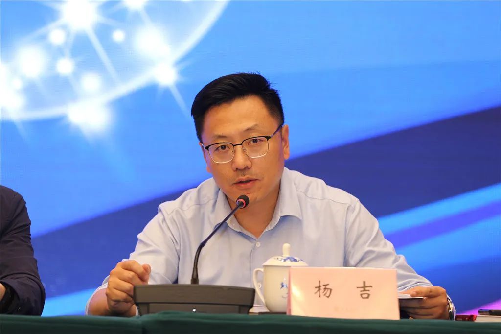 中南财经政法大学法学院教授,中国法学会保险法学研究会副会长温恃镲