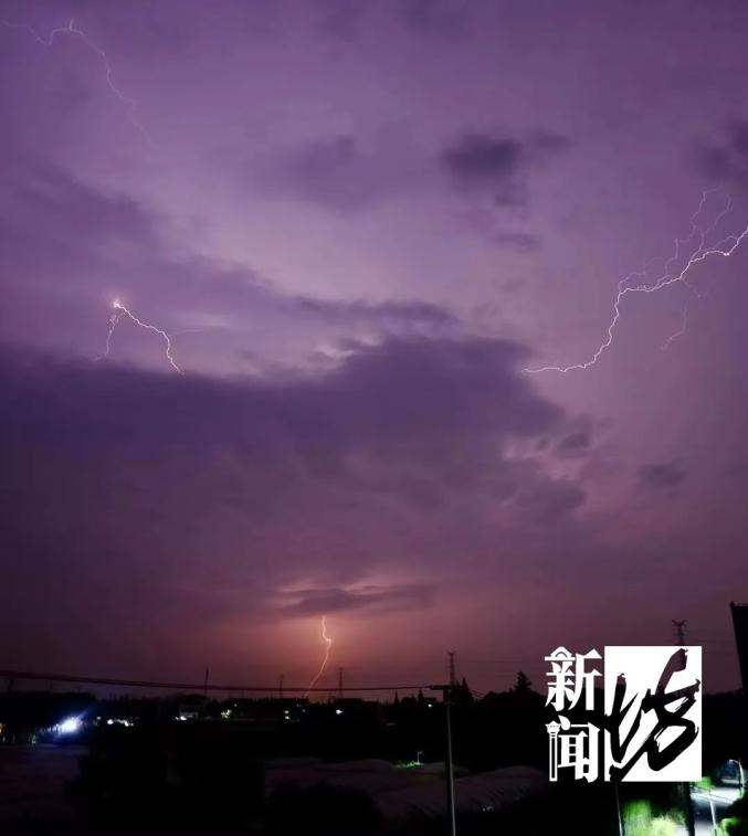 週末又渡劫上海昨夜任性集齊大風暴雨雷電冰雹