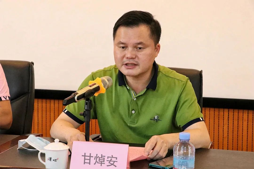 封开县政府副县长甘焯安,封开县卫健局副局长梁木清,肇庆市第一人民