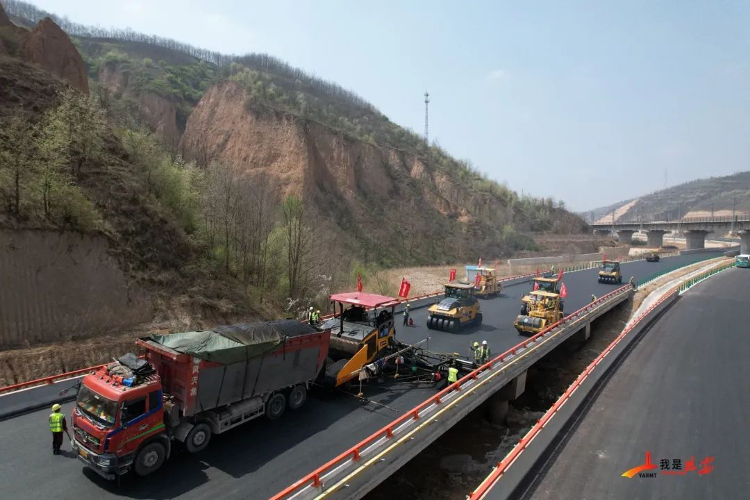 延长至黄龙高速公路图片