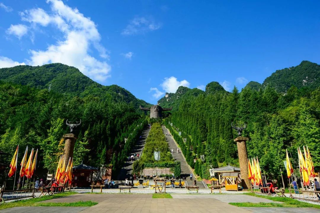 在神农坛景区举办