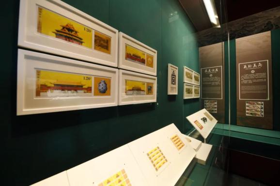 国家名片紫禁瑰宝故宫主题邮票特展在故宫博物院斋宫展出