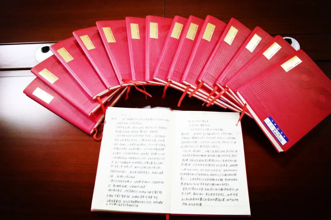 ⑦印制纪念建党100周年笔记本,订购党史学习教育材料4套120本,丰富