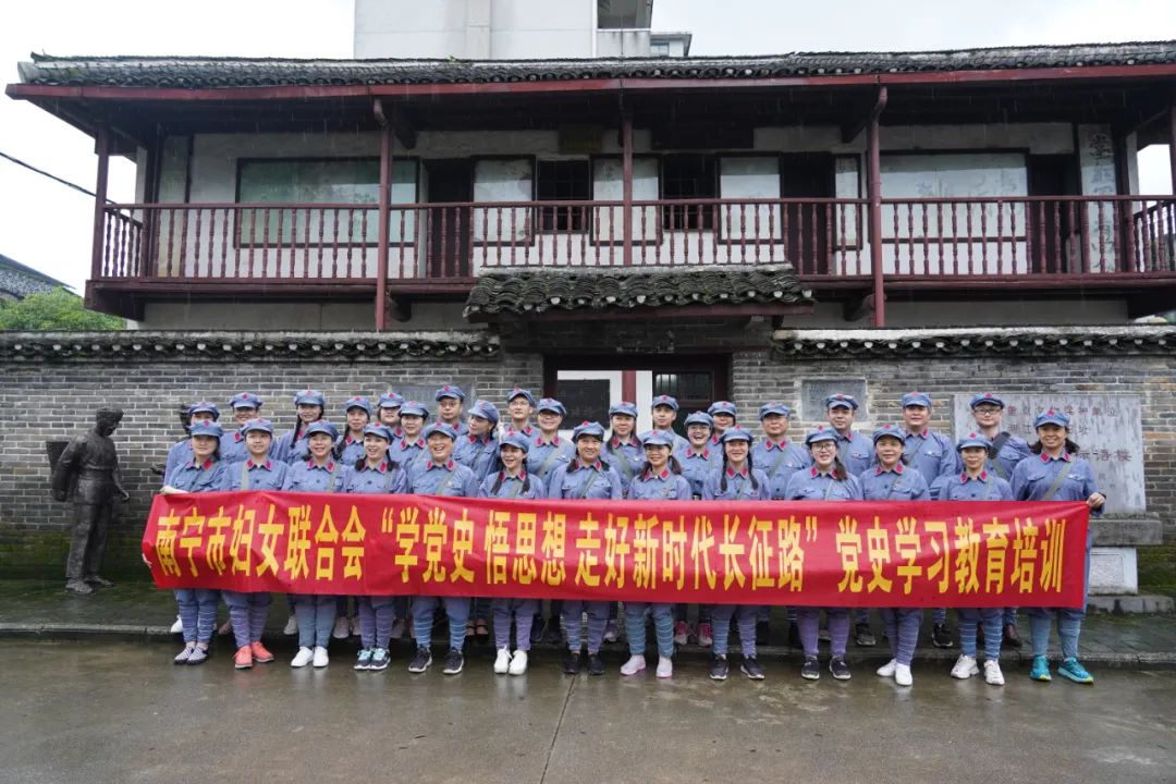 大家来到兴安县华江瑶族乡的千家寺红军标语楼,衡州会馆,小红军烈士墓