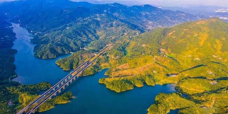 沿着高速游英山无限风光璀璨文化走起