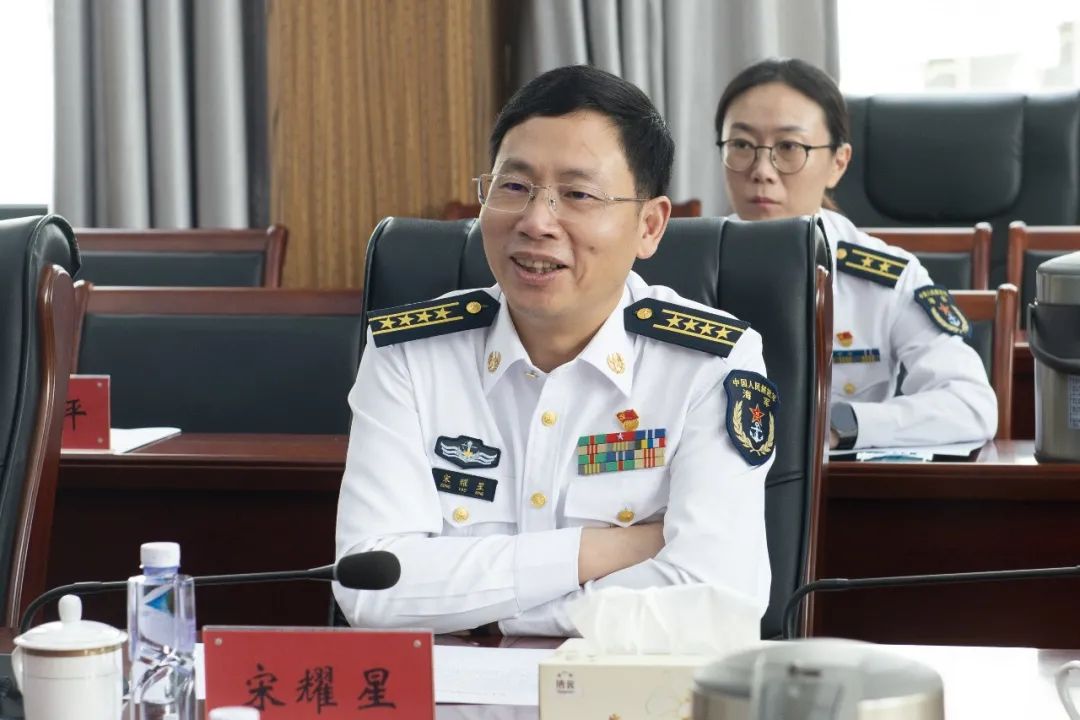 联教联学促融合 "好军医"与"好水兵"共奋进