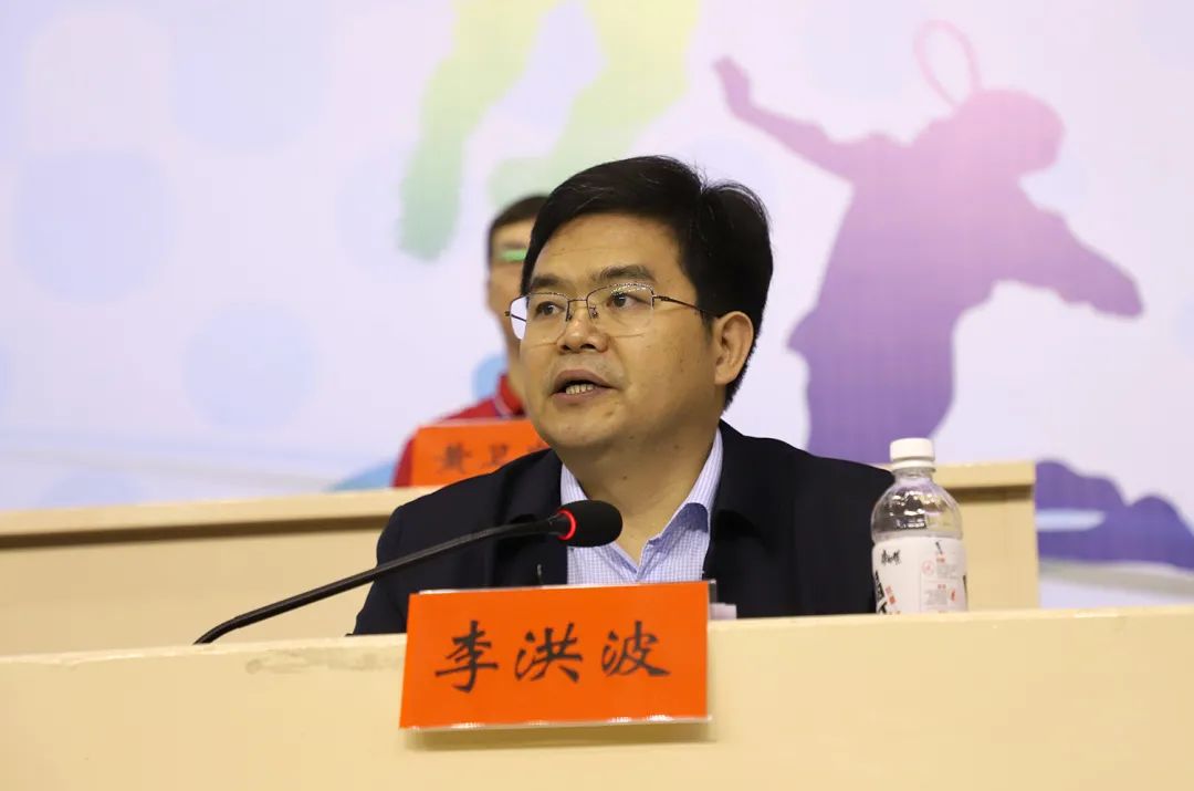 5月14日至16日,由中国高等农林院校教职工羽毛球联谊会主办,江苏大学