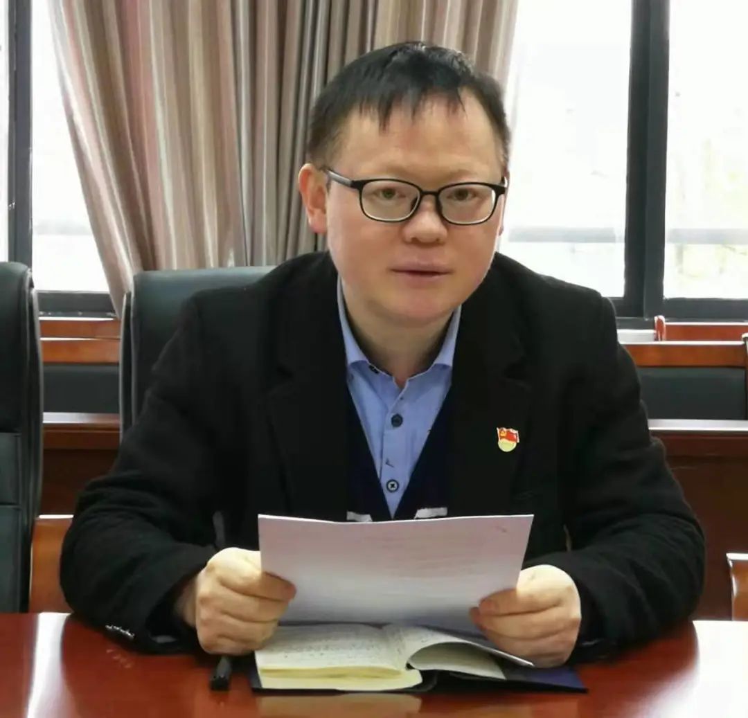 毕节医学高等专科学校临床医学系团总支书记 王一龙我市广大医务人员