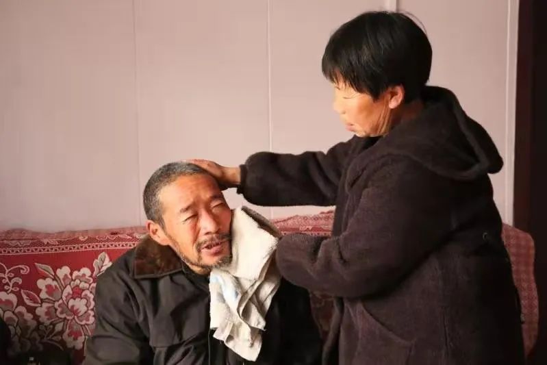 没有血缘却胜似亲人
