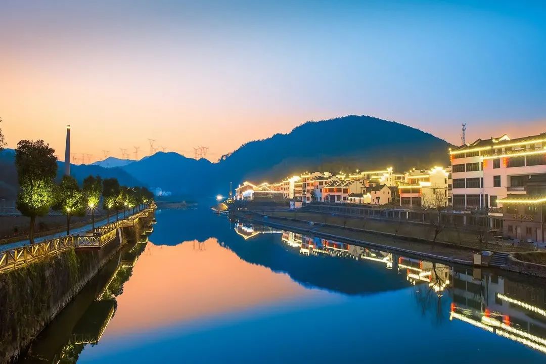 浦江湖光山色美不胜收(滑动查看更多)"真的是没有想到,浦阳江还能变回