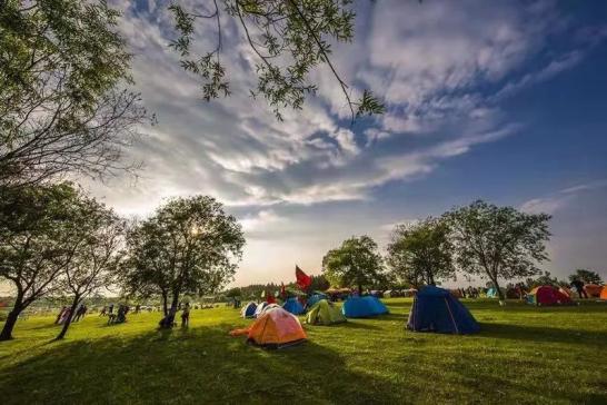 青山不墨千秋画 ——长白县"一谷一城"建设纪实