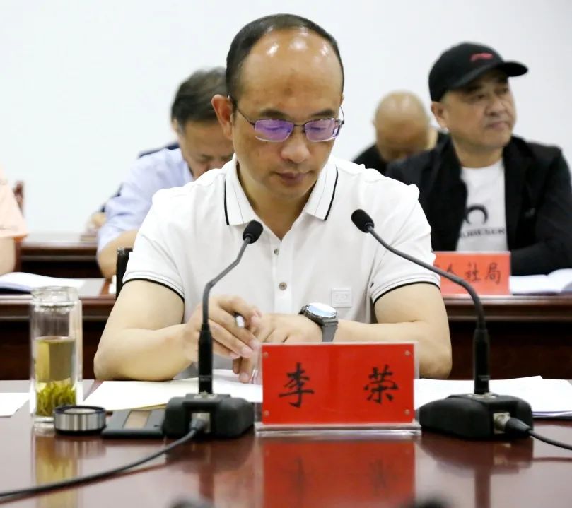 省政府妇儿工委两规划终期评估督导组在陇南进行评估督导工作