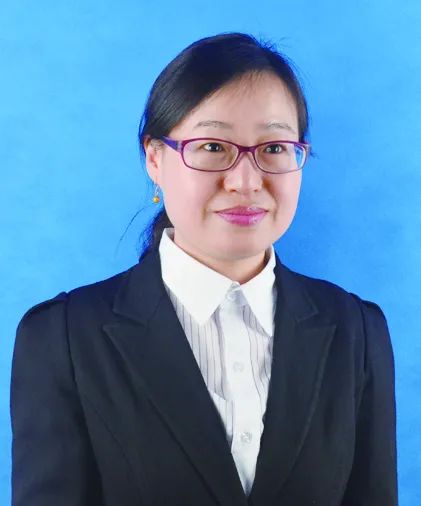 师从我国著名中医针灸大家张太溪(张士杰)老先生,研习古法针刺近20余