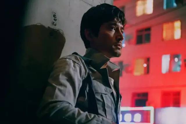 胡歌新片你看到半点偶像包袱算我输