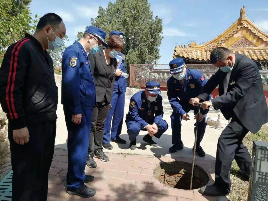 北京消防聯合市文物局組織開展文物保護單位消防安全組團體檢式檢查