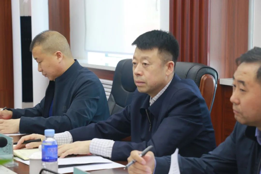 【队伍教育整顿】新巴尔虎右旗旗委副书记,旗长布和巴雅尔到旗人民