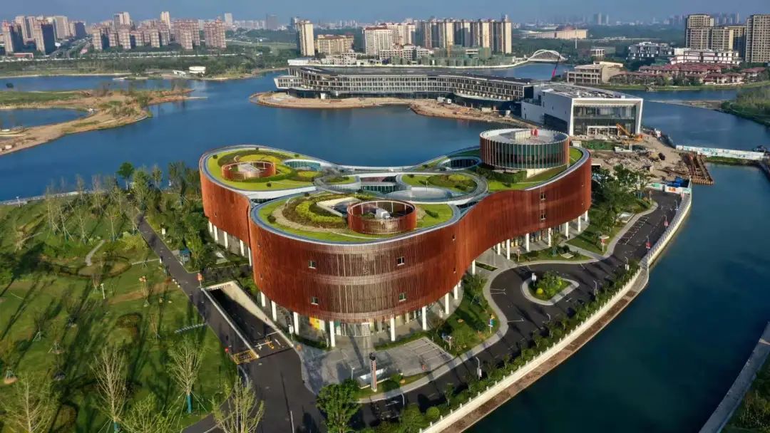 古驰携手栩栩华生共同发起《想象上海》艺术征集企划探索城市创造力与想象力的无限可能