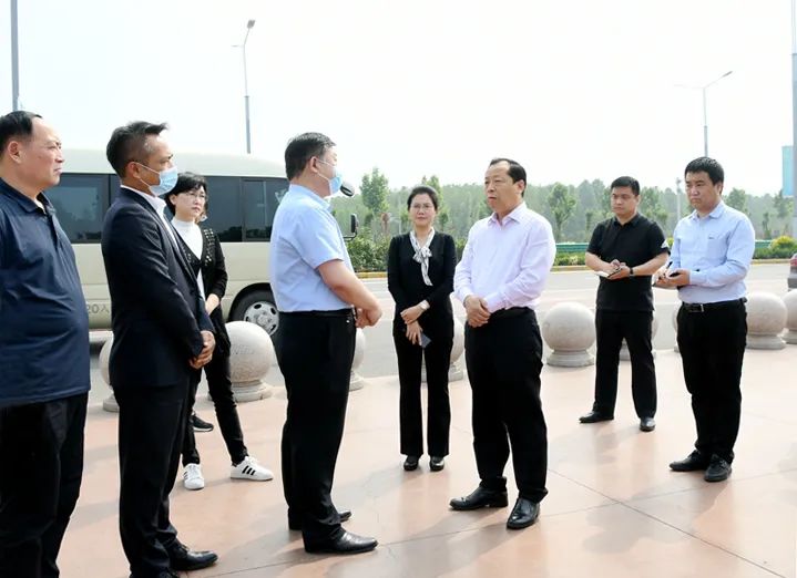 高站位谋划推进县委书记陈珍礼督导检查省旅发大会筹备工作