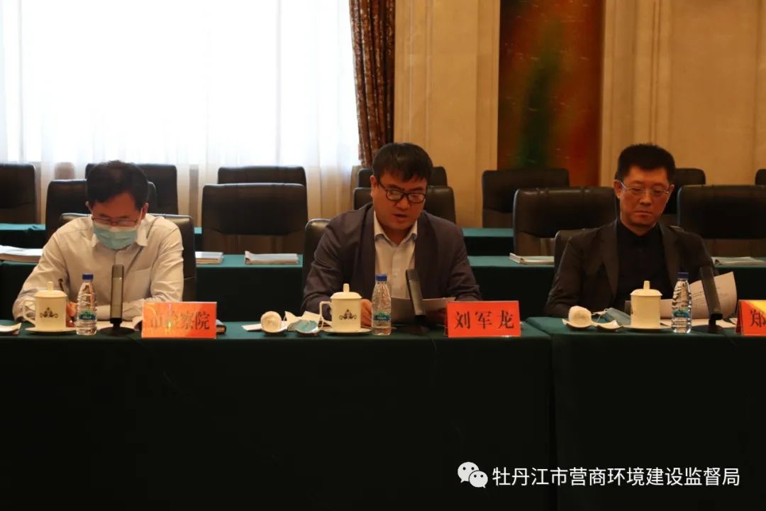 检查组在牡期间,市人大常委会主任郑君桥,市人大常委会副主任黄莲花