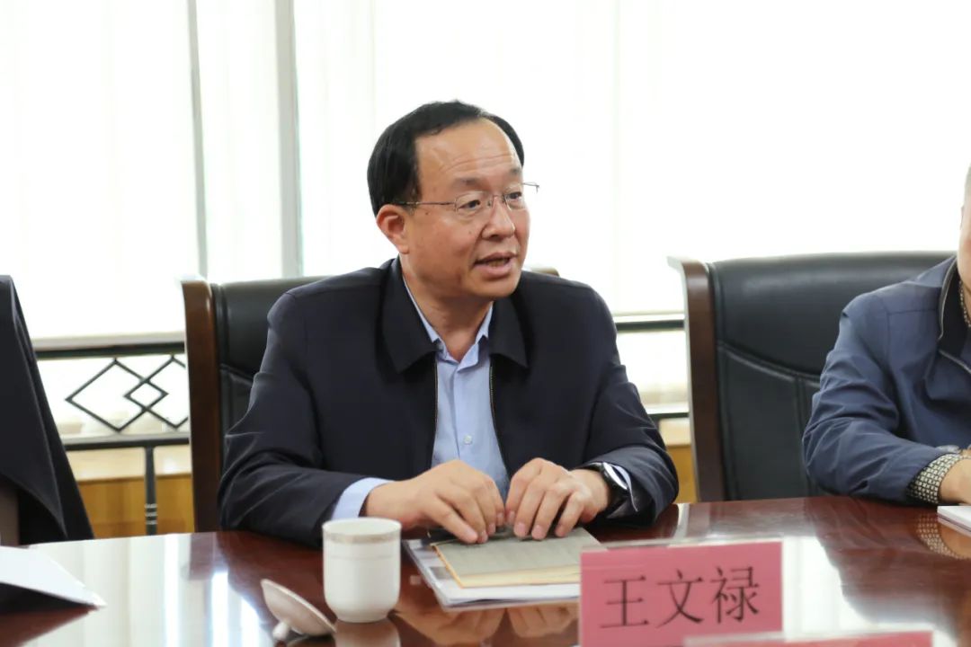 滨州市人大常委会主任王文禄一行来我狱督导队伍教育整顿工作开展情况