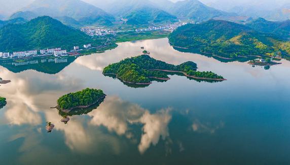 浦江前吴村通济湖图片