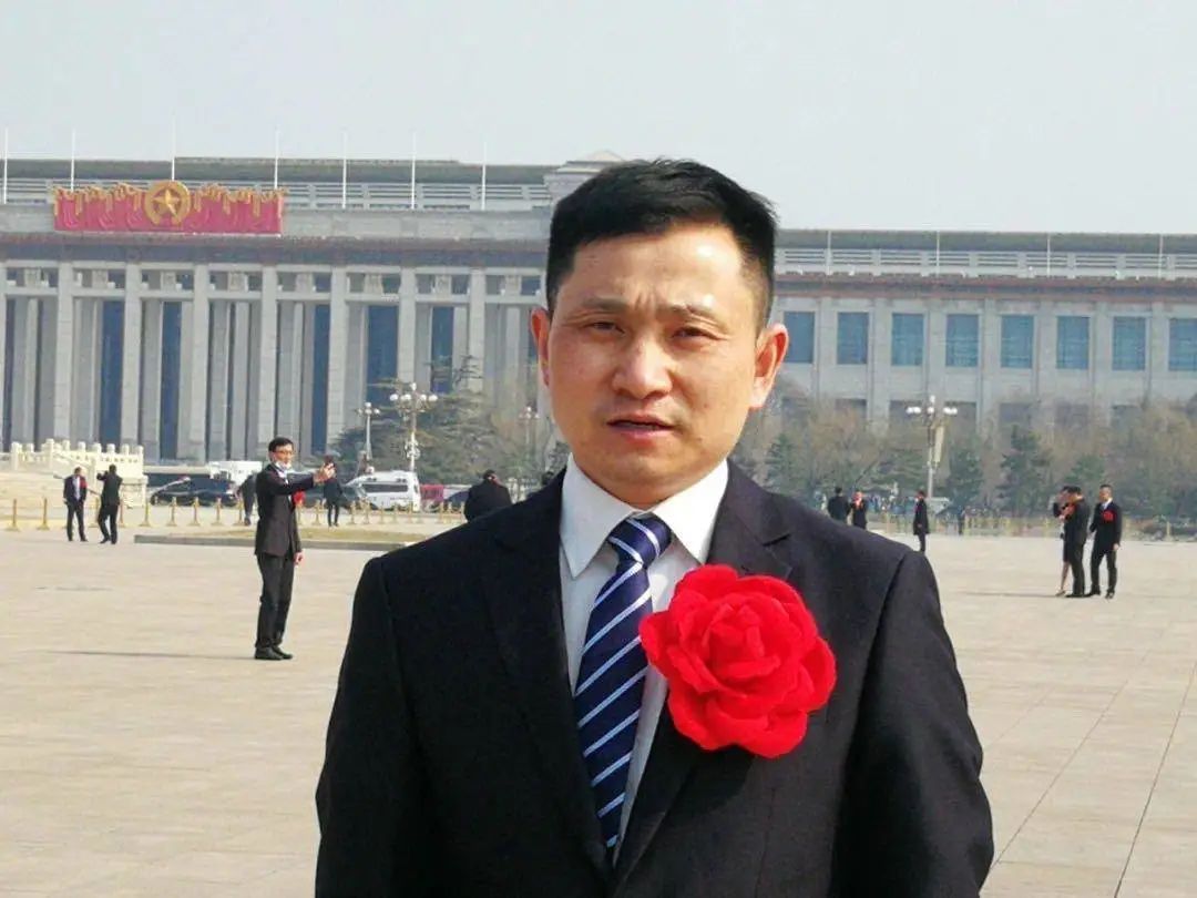 2016年9月,刘作胜任职南陵县扶贫办专职副主任,主任,充分发挥扶贫部门