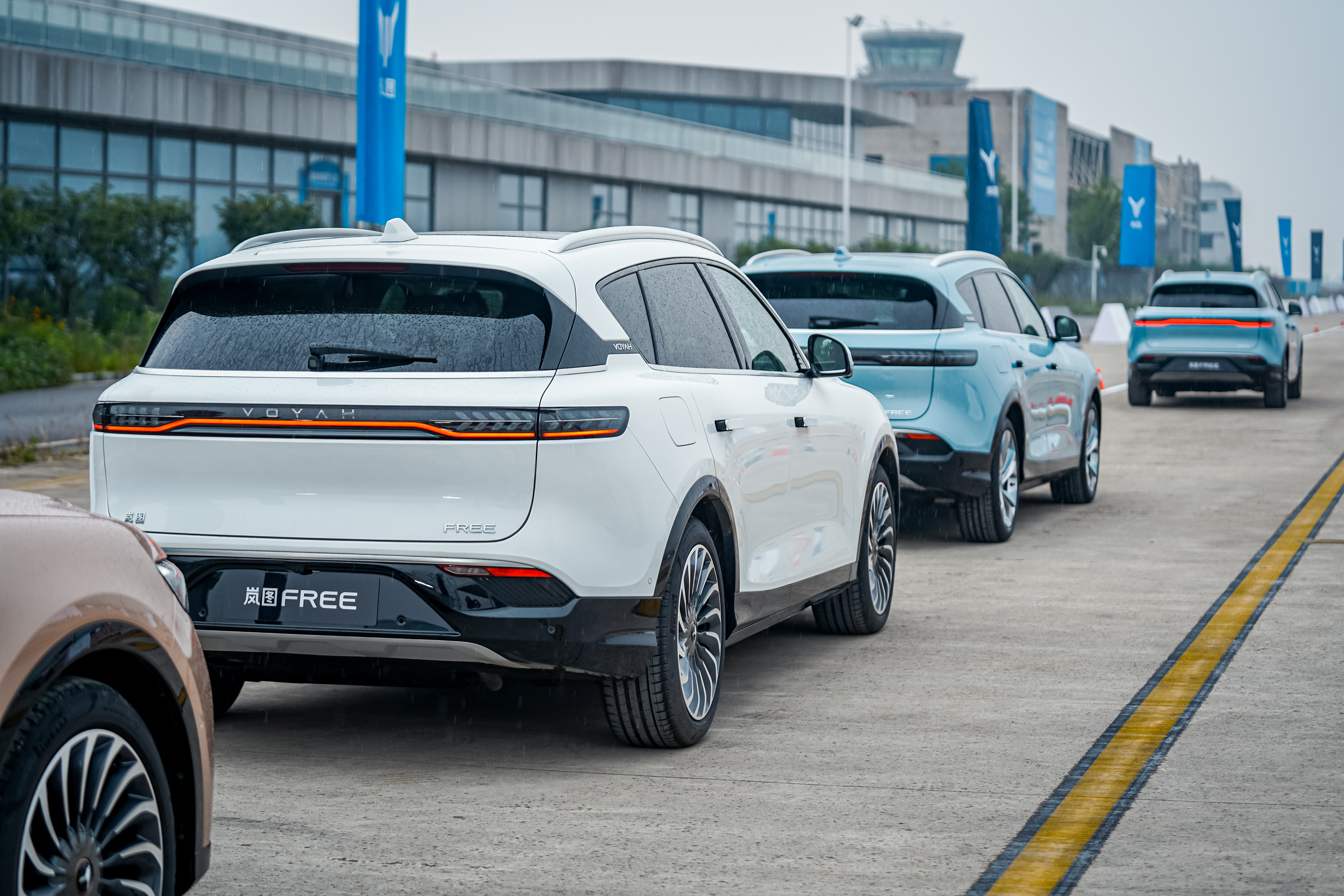 岚图free启动全国试驾带来性能级电动suv新体验