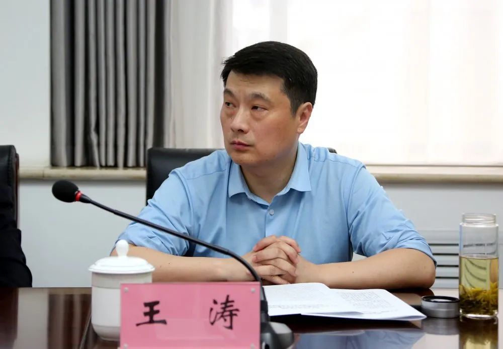 枣法之光视察中,于良一行来到市中区先后视察了市中区法院执行和解