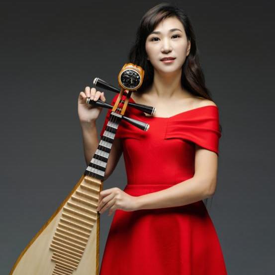 施文卿,青年琵琶演奏家.上海馨忆民族室内乐团成员.