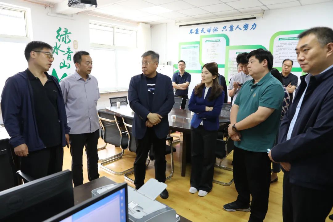 现场调研,强调指出,要统筹谋划,科学规划,对标石家庄裕华万达广场夜市