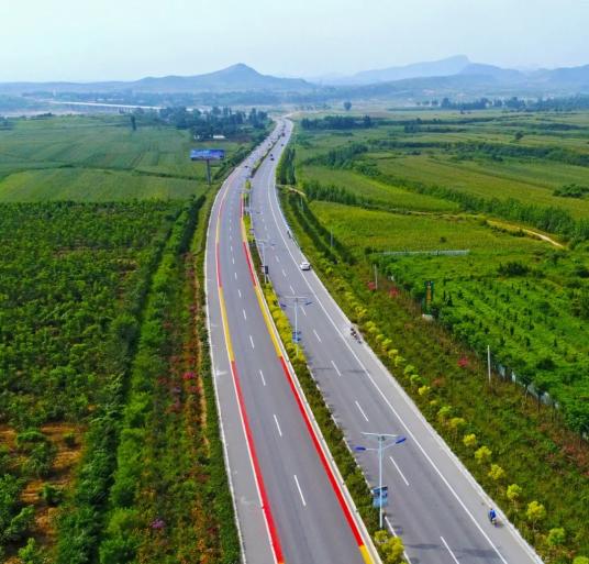 邢台农村公路20项民心工程建设方面,农村公路陆续开工建设300公里