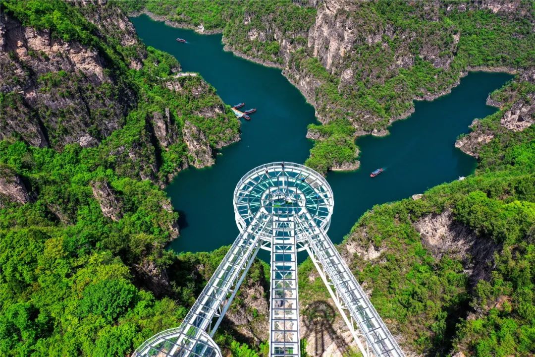 千年榔榆林夏天的青龙峡是最清新的在爱情第一村陪嫁妆村为爱定格在