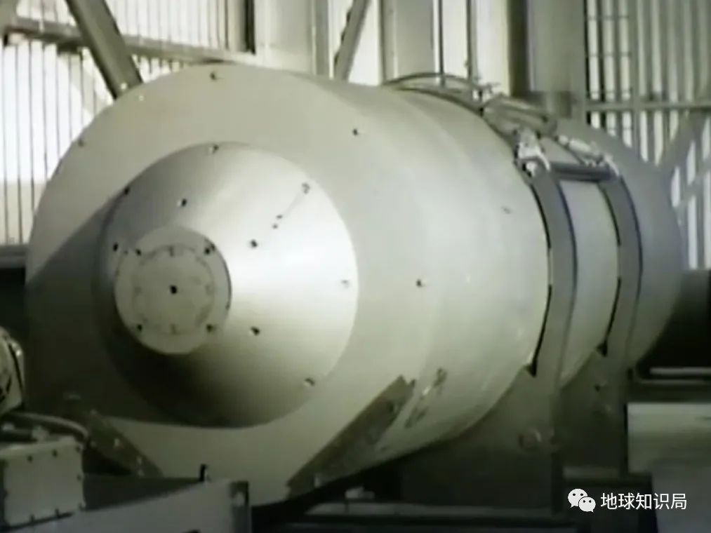 图 | usdoe于是美国政府决定使用小而轻的w25核弹头,这样能不能送上去