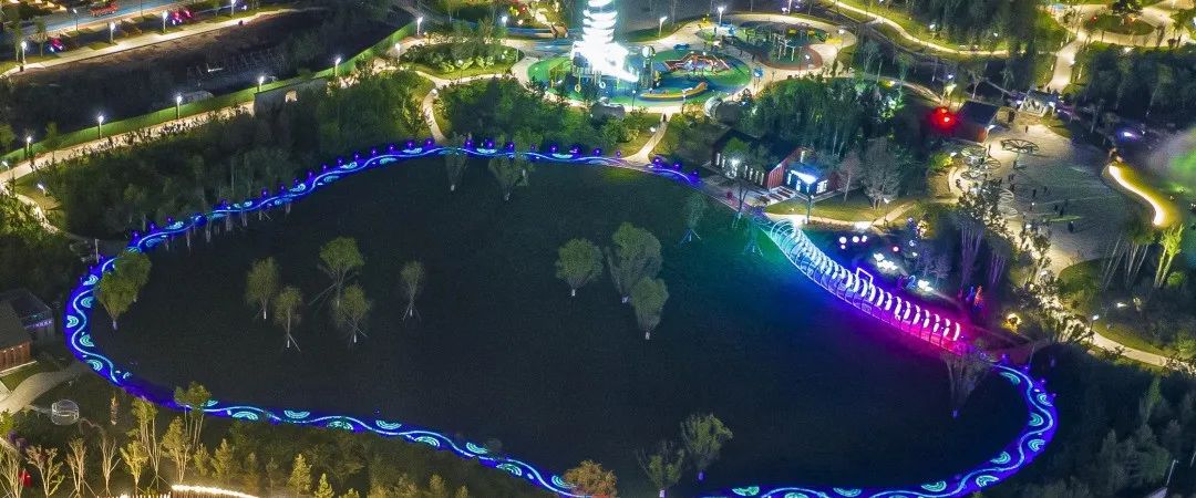 伊旗人夜裡溜達又有好地方了水幕電影熒光跑道最美夜景公園週六正式