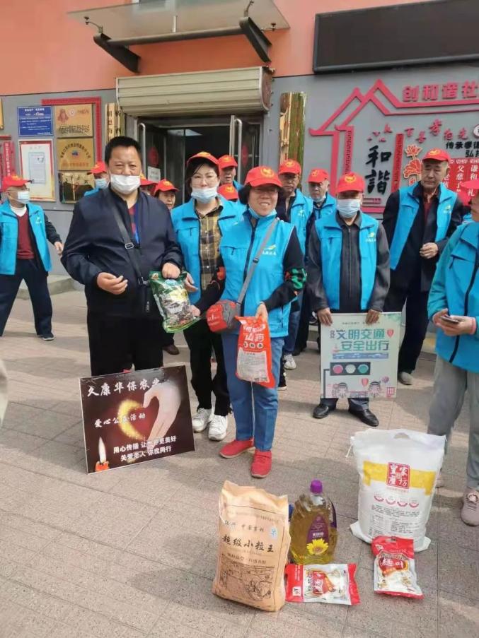 明德南街道长青路社区联合张家口市幼儿园共同开展"学党史—我为群众