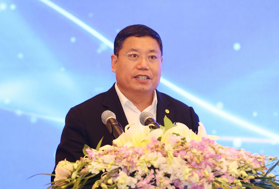 李永明出席中建八局苏州建设有限公司揭牌仪式