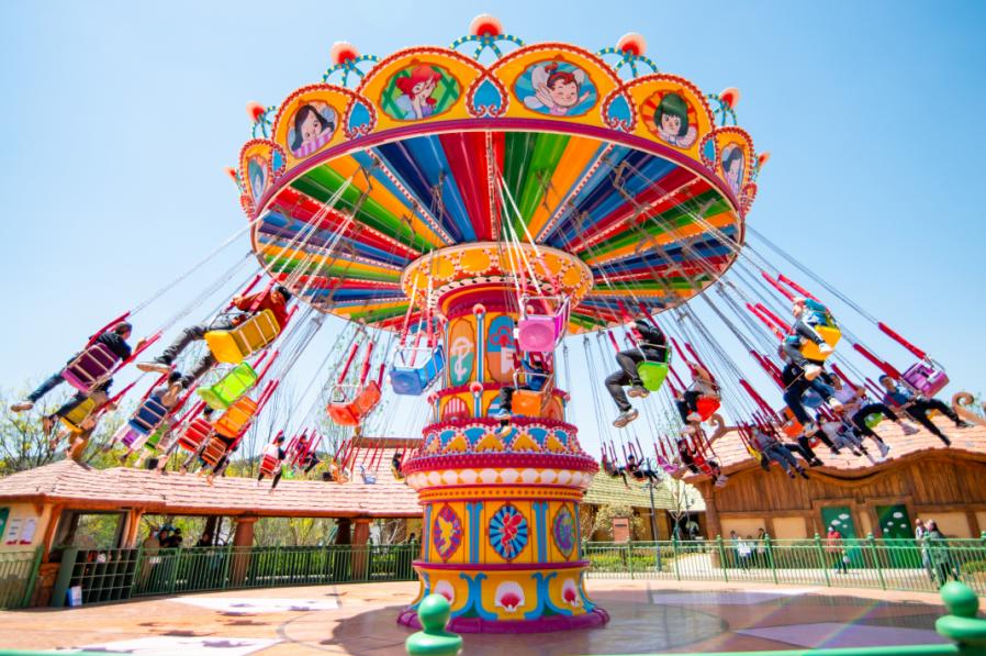 济南融创文旅城盛大开业中建八局邀你high翻夏天