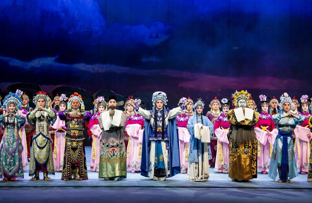 ，高腔、昆曲、乱弹、滩簧、徽戏、时调六种声腔，各具特色，各有所长。