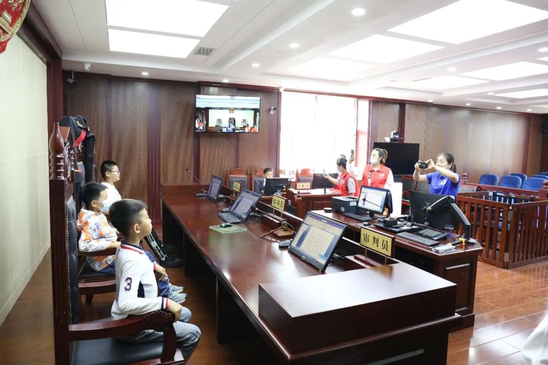 公众开放日 | 鸡西中院:与爱"童"行 守护成长