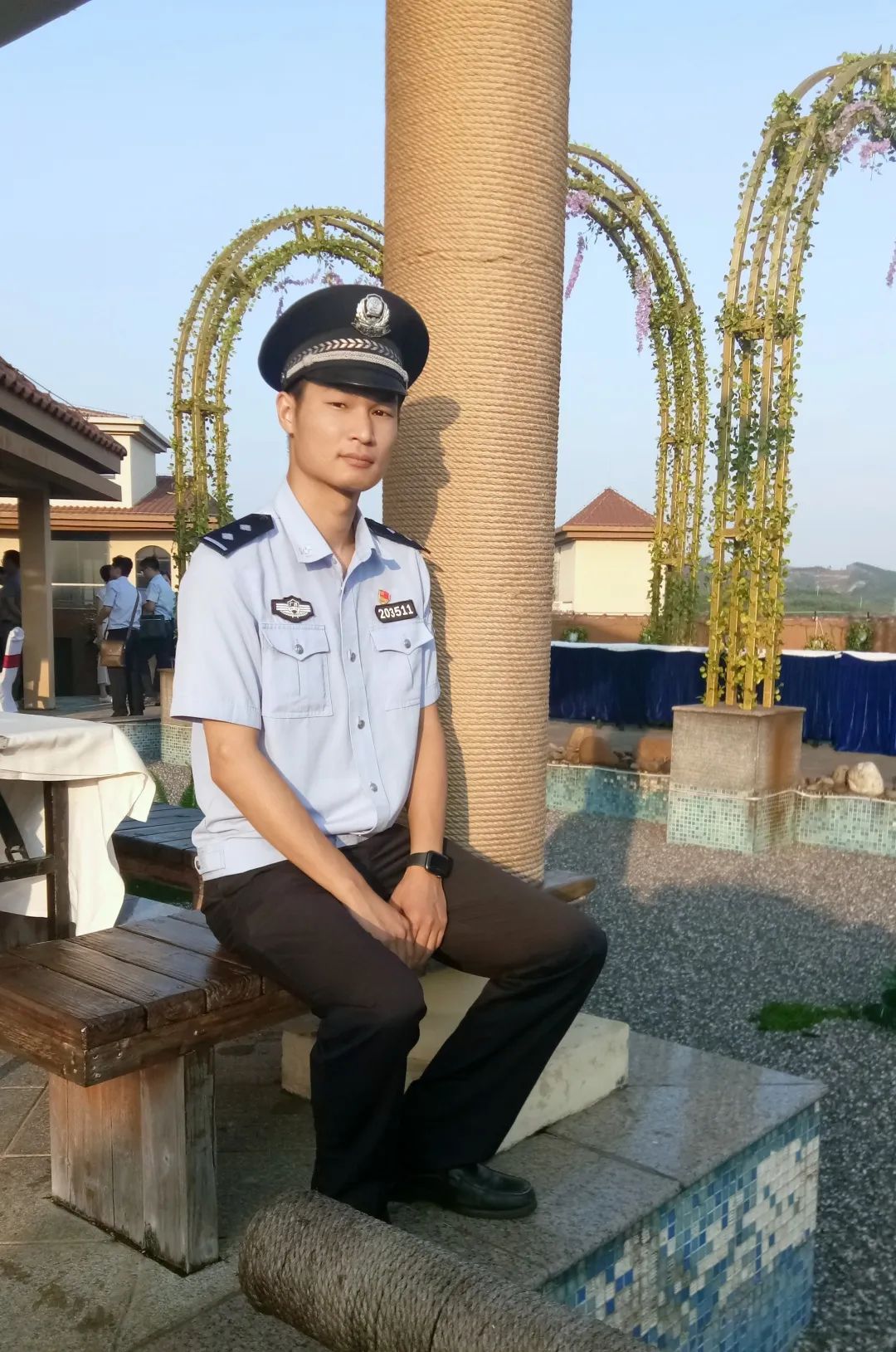 弘扬英模精神蒋琦坚守平凡抒写无悔人生