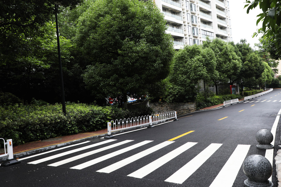 6969近日,记者来到观山湖区远大·生态风景小区看到,位于此区域的
