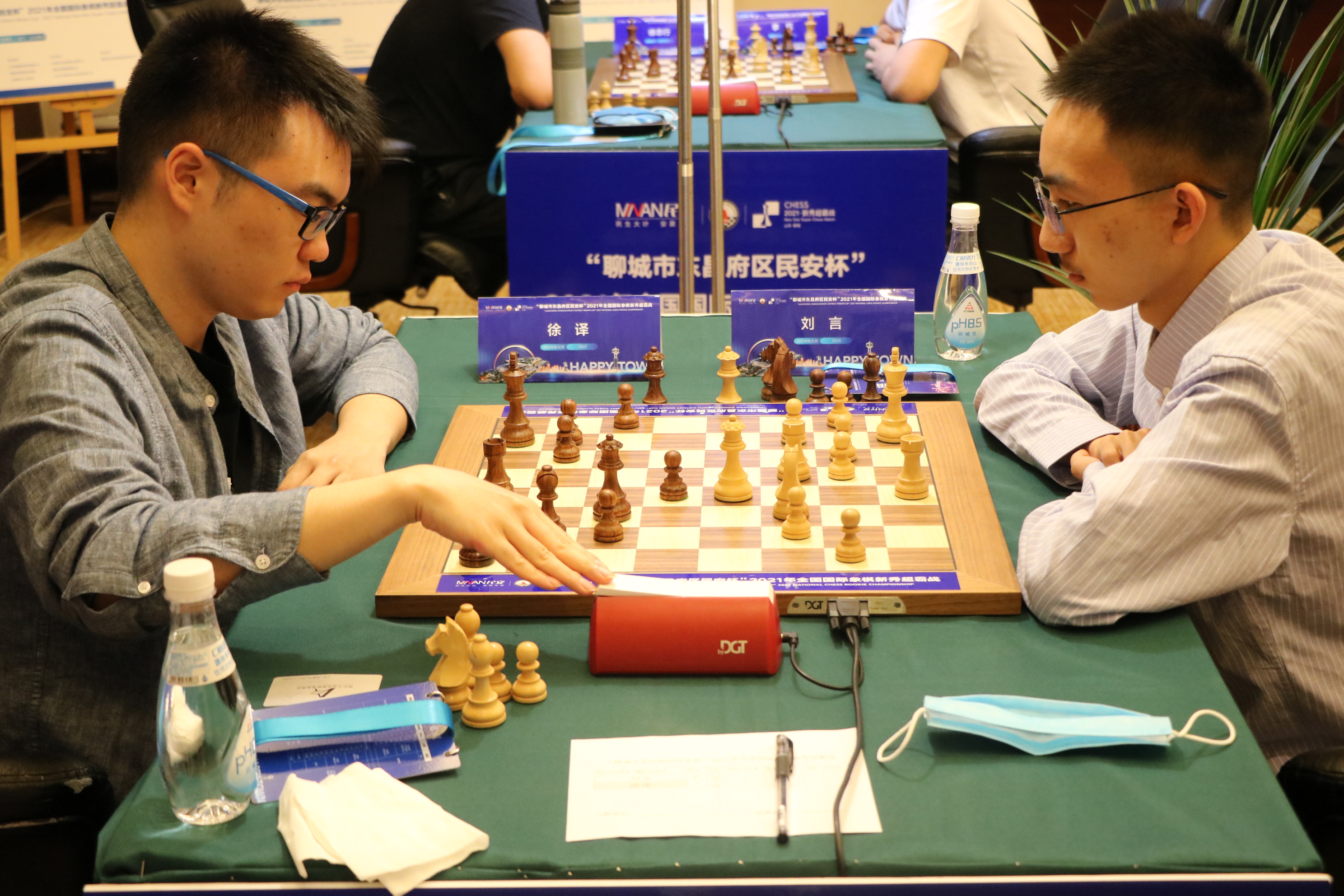 全国国际象棋新秀超霸战江北水城开赛