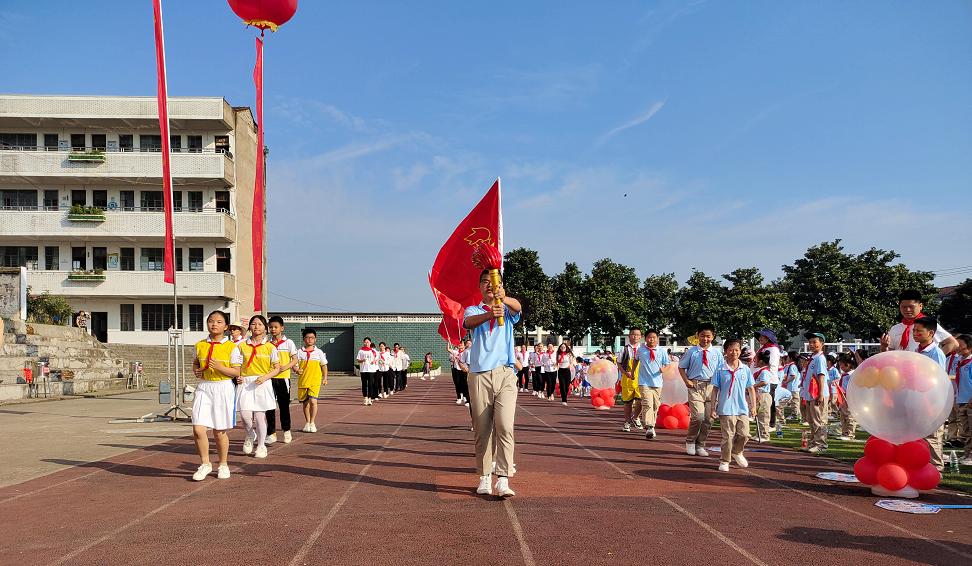 梅川镇实验中学图片