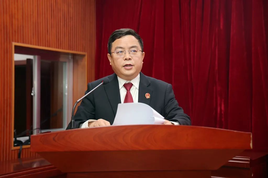 榆林法院举行少年法庭集中揭牌仪式