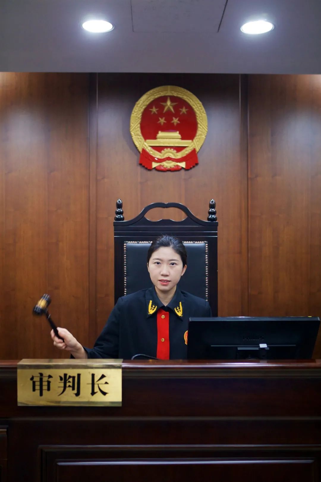 法官说让法律守护少年的你